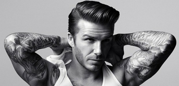 Fanartisch Alle Beckham Frisuren Einmal Die Aktuelle Frisur Von Beckham Mit Dem Undercut Und Der Tolle Und Dem Scheitel Bitte