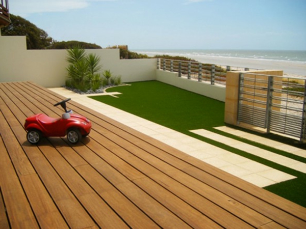 Terrassenboden aus Teakholz - moderne Lösung für Ihren Außenbereich