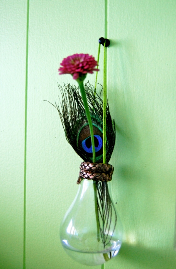 DIY Deko aus Glühbirnen - 120 Bastelideen für alten Glühbirnen