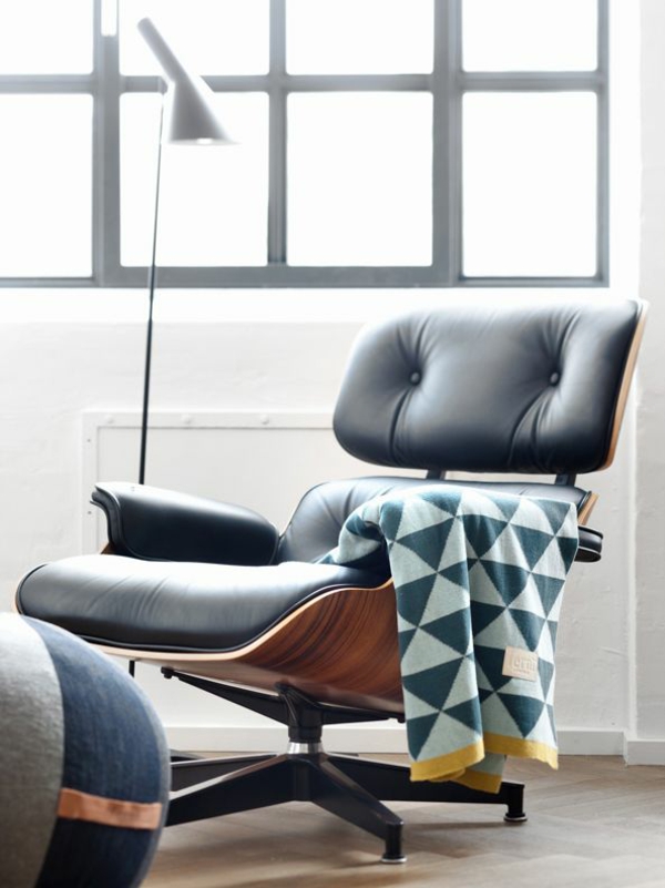 Der Charles Eames Lounge Chair denkt an Ihren Komfort