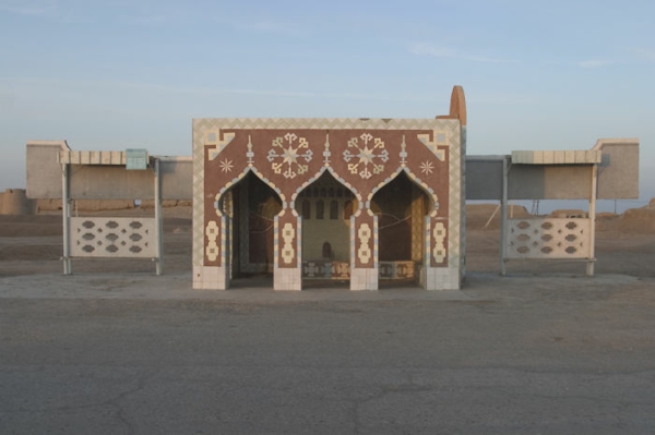 bushaltestelle tempel merv turkmenistan