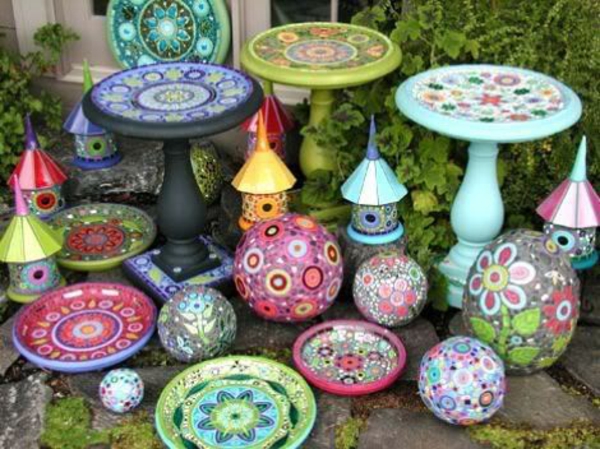 Mosaik basteln - Stein-Mosaik im Garten