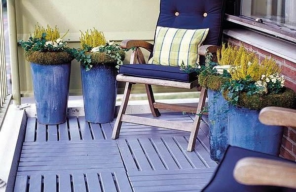 Kleinen Balkon gestalten - Laden Sie den Sommer zu sich ein