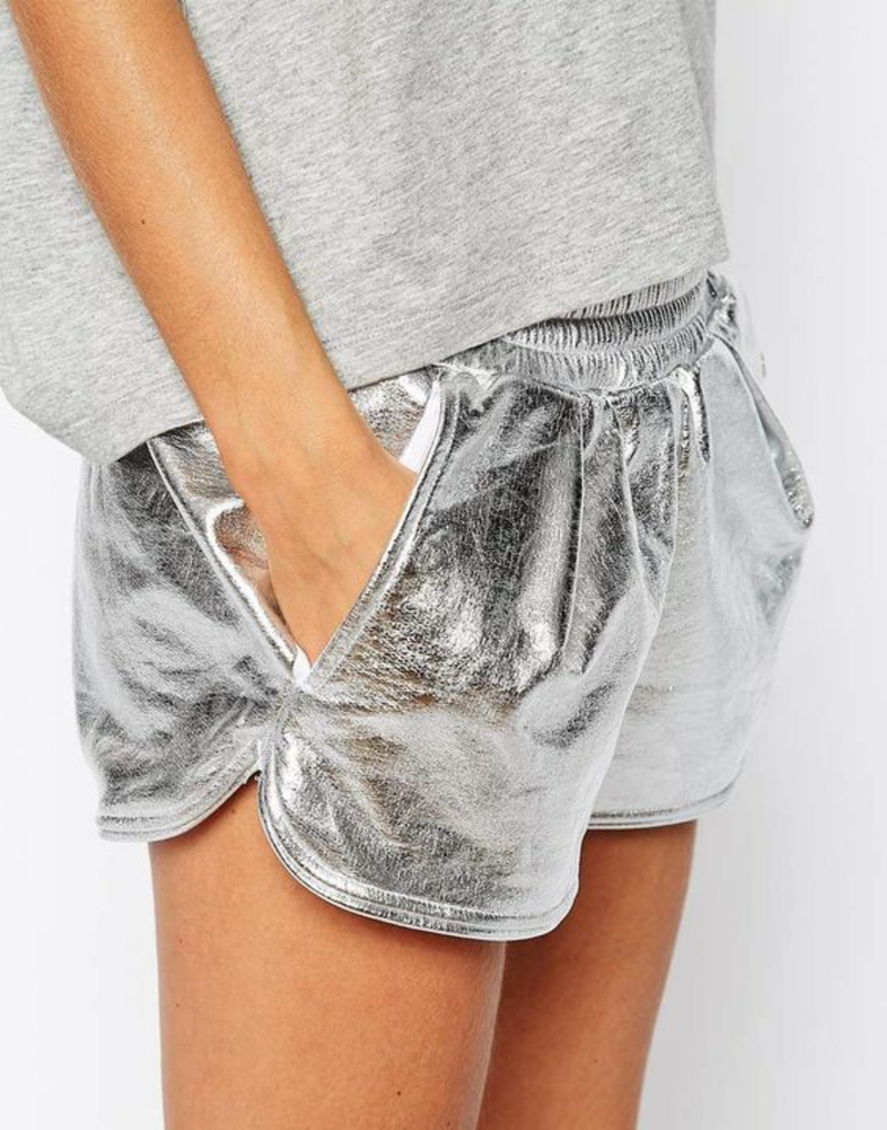 Серебристая юбка с вишней на молнии купить со скидкой в секс шопе  Женское белье, одежда  Юбки, шорты