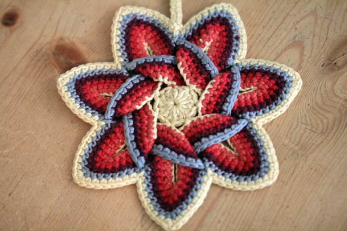 55 Häkeln Ideen für das Outfit und den Haushalt