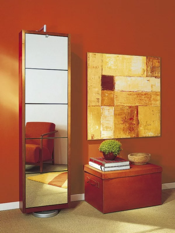 extravagant spiegel idee installation hausflur gang orange wand schrank