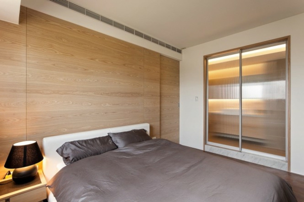 kompakt schlafzimmer grau braun holztäfelung design idee minimalistisch