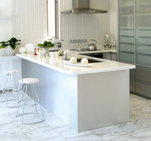 weisse küche minimalistisch design idee essecke