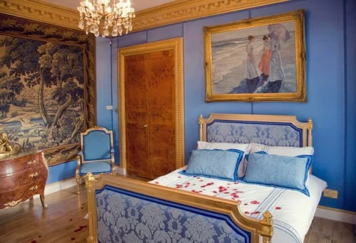 blaue ausstattung holz bodenbelag klassisch englisch schlafzimmer interieur