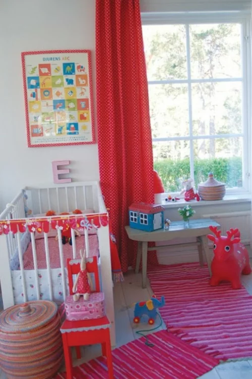 eklektische babyzimmer interieur ideen rot