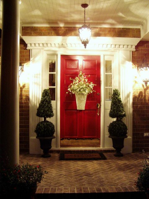 grell rot außentür nacht beleuchtung idee muster attraktive Haustüren