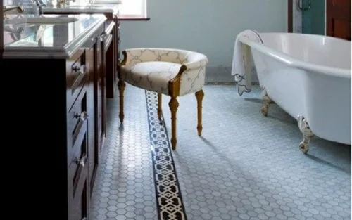 klassisch ausgestattet badewanne badezimmerboden idee