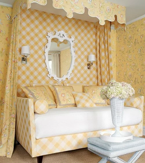 klassisch himmelbett idee interieur schlafzimmer gelb farbe