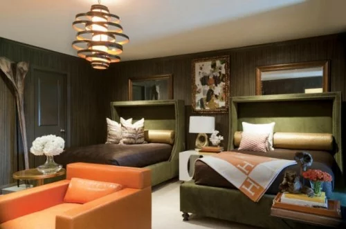 modern gästezimmer orange glanzvoll leder sessel