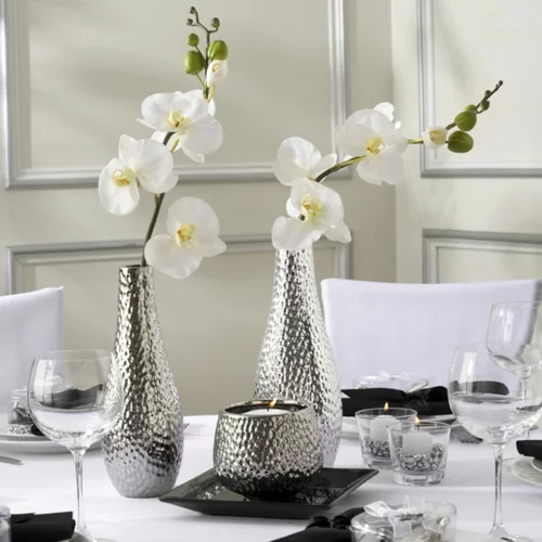 orchideen tisch deko edel weiß silber vasen