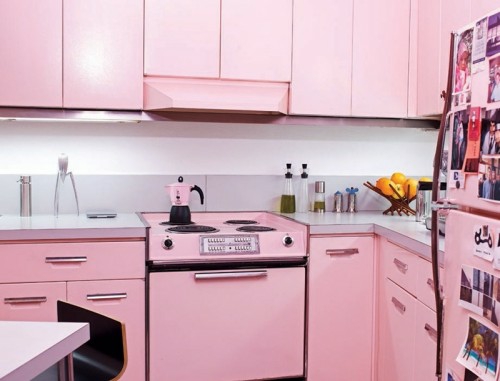 retro küchen designs rosa farbe