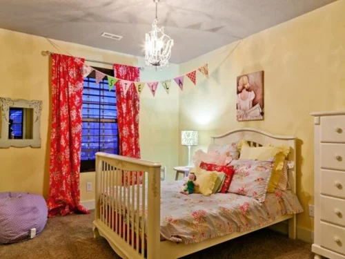 Mädchen Schlafzimmer im Shabby-Chic-Stil großes bett mädchenkammer