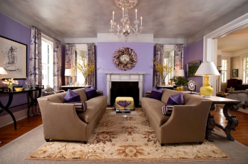 silberne fantastische Decke sofa kamin purpur