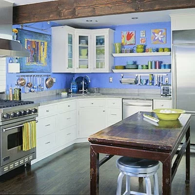 vibrierende blaue küche design holz alt tisch lebhaft