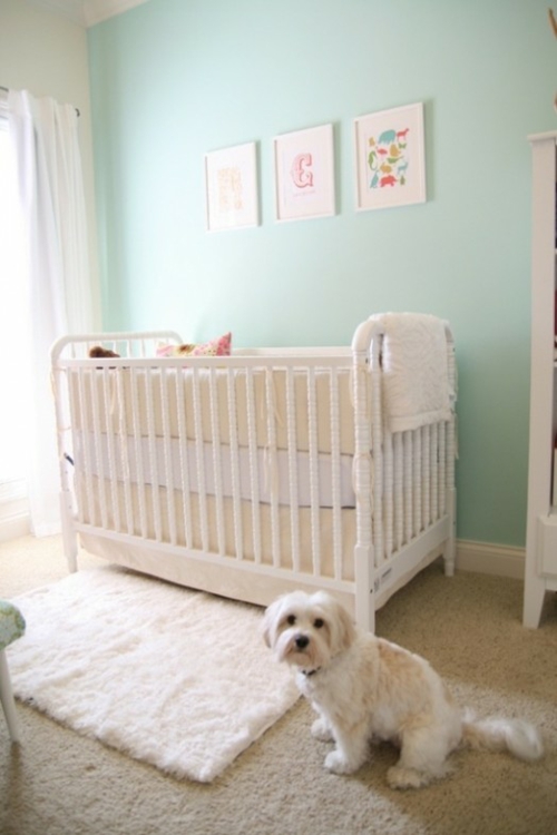 weiße babyzimmer design ideen hellgrün wand