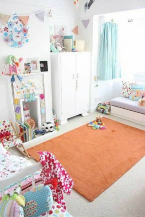 weiße babyzimmer design ideen orange bunte deko