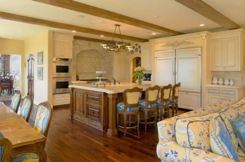 wohnzimmer esszimmer küche einem kombination rustikal landhausstil französisch