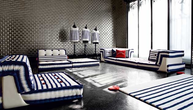 Nautische Wohnzimmer Roche Bobois Teppich Couch Sofa