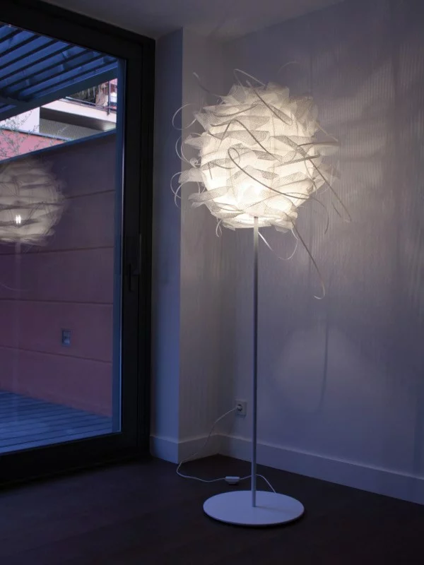 designer leuchten aus polyethylen idee originell