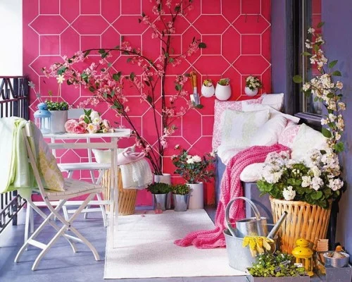 frische veranda deko ideen rosa wand