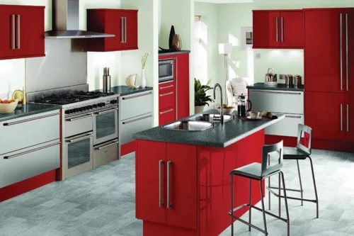 halbinsel küche insel mehrere arbeitsfläche rot weiß