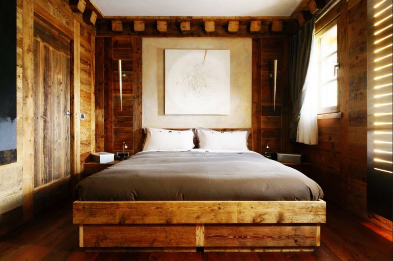 haus rustikal stil luxus schlafzimmer bett wandgemälde holz
