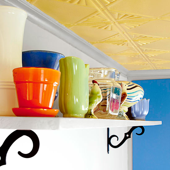 Kompakte Küchen, die die kleine Fläche größer aussehen lassen