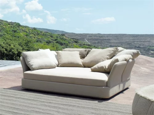 paola lenti aqua sofa kissen holzboden natur ansicht