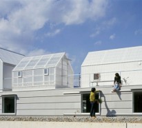 Weißes, transparentes Haus in Yamasaki von Tato Architects