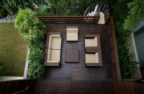 balkon möbel idee holz bodenbelag design