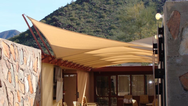 Terrasse und Garten Sonnenschutz Ideen - Sonnensegel und Markisen