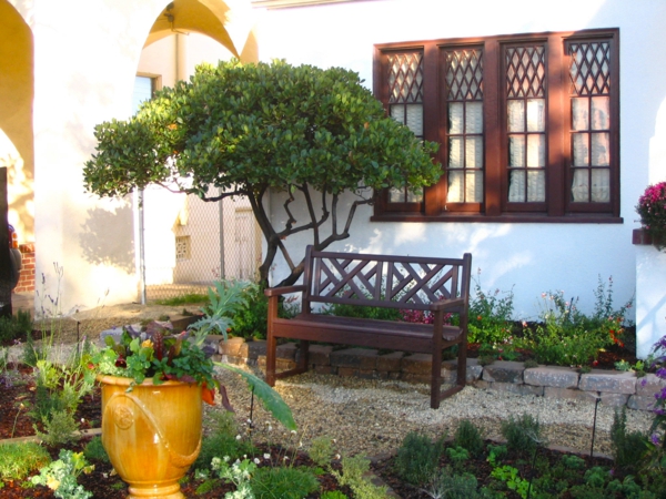 bequmer sitzplatz im garten vorgarten holz bank