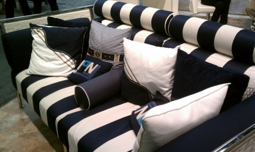 designer sofa nautisch marine streifen blau weiß außenmöbel