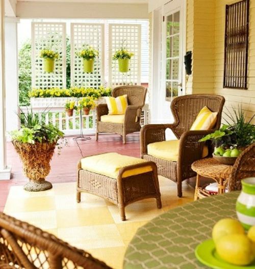 farbenfrohe veranda ideen design korbmöbel gelb