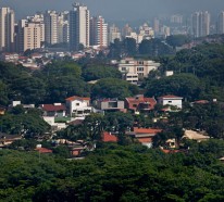 Ein Haus in Sao Paolo, Brasilien präsentiert volumetrische Struktur