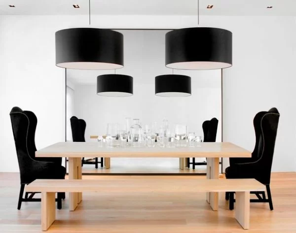 Moderne schwarze Lampen Schirme in Interior Design minimalistisch