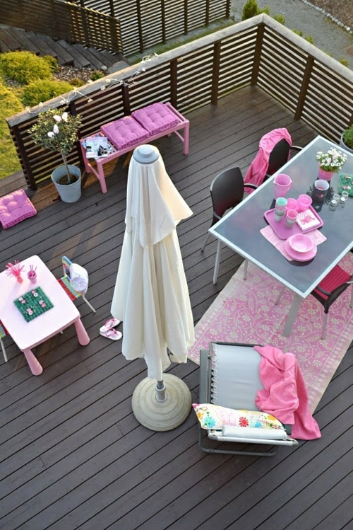 coole moderne gartenmöbel designs holz boden rosa