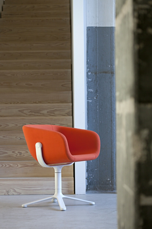 cooles büro stuhl design freistehend orange farben