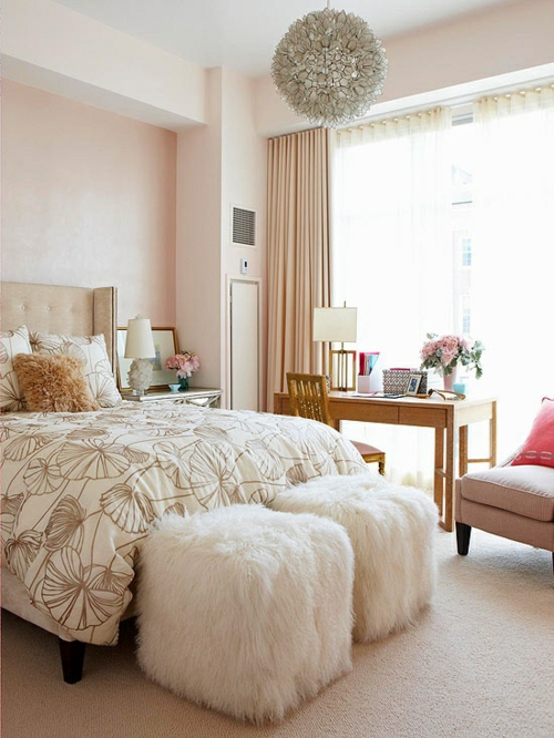 fellhocker weiß attraktiv schlafzimmer beige farben