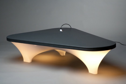 Innovative praktische Tisch Lampe - Static Plastic Table