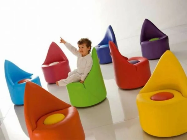 komfortabler kinder stuhl bunt ergonomisch design