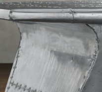 Moderner Flugzeug Flügel Schreibtisch von Restoration Hardware