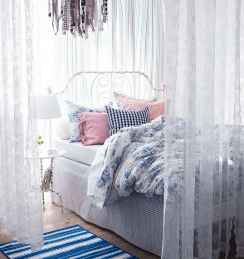 pastellfarbene schlafzimmer designs rosa blau streifen läufer