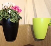 Praktische und originelle Gestaltungsidee – Greenbo-Blumentopf auf dem Balkon