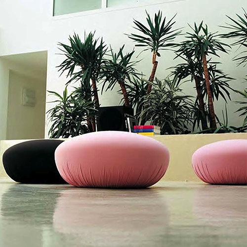 schöne Puff Designs weich gepolstert rosa schwarz exotisch